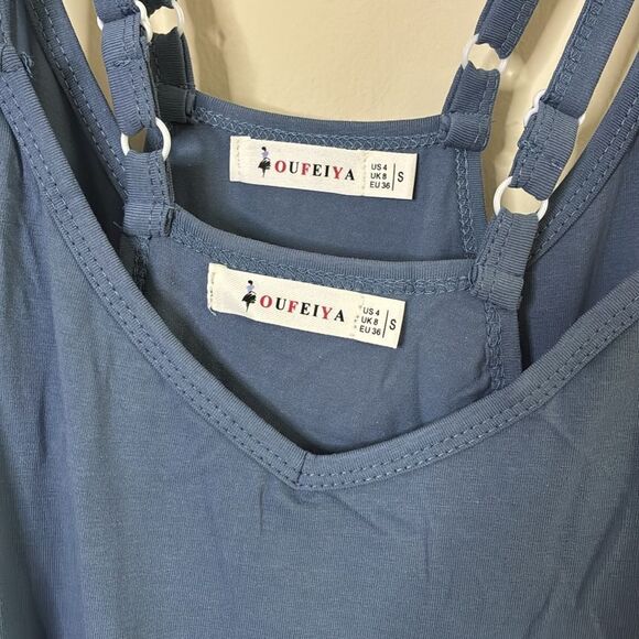 New Causal V-Neck Sleeveless Harem
Overall Jumpsuit in Blue - Picture 3 of 3